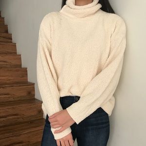 ❗️2 for $10 SALE❗️Vintage kowlneck sweater